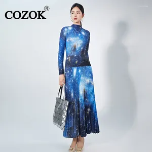 Vestidos de trabalho Cozok Slim Fit Pleated Conjunto feminino Universo Star Sky Sky Impresso de manga longa Tops de fundo casual Salia casual WT313