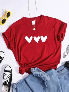 Plus Size Black Heart Tshirt AllMatch Summer ComptableTeee Shirt Street Softtee Tops Kort ärm viktiga kvinnor män tshirts 240507