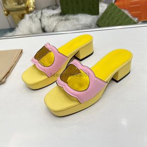 Sandali Slipper Slipt Slide Women Interlocking Sandals Sandals Scarpe Lady Flip Flip 5 cm Slip sulla spiaggia Slide piatta Casualmente Passa a piedi Oofr Slide 5.8 07