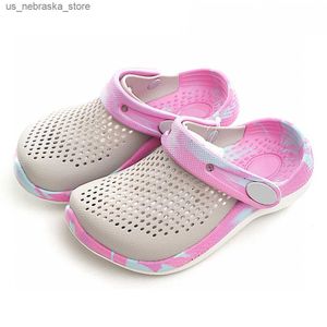 Sandals classico sandals classico estate scivolo impermeabile per bambini adulti bambini marrone bianco marrone da donna pantofole che allatta scarpe da esterno per interni Q240409