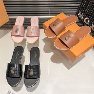 Vender bem moda feminina sapatos de sandálias deslizam apartamentos de verão