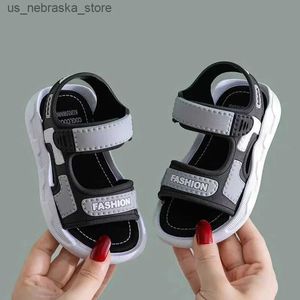 Sandali per bambini alla moda sandali per bambini scarpe per bambini ragazzi morbidi sola slip e ragazze in età prescolare spiaggia estiva 2-10 anni Q240409