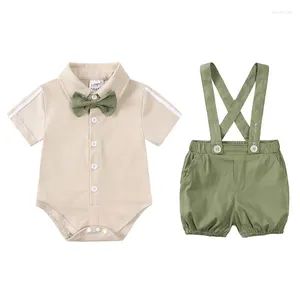 Kleidung Sets Sommerkleidung für Jungen Baumwolle Kurzarm Strampler-Gurt Shorts 2PCS England Stil Baby-Outfit 3-24 Monate