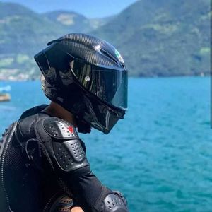 Motorrad -Internet -Promi Motorrad Helm voll kreativ kreativ hell schwarze vier Staffel coole männliche und weibliche Fotos Universal für Männer Frauen