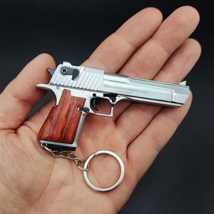 Wood Handle Desert Eagle Gun Model Matte Silver Color 1:3 Pistol Models Metal Pendants Tactical Toy Alloy Detachable Design Guns Toys Men Children Gifts 057