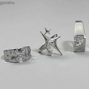 Parringar Punk Harajuku Y2K Shining Star Cross Crystal Ring Female Neutral Par Förlovningsring Party Creative Jewelry WX