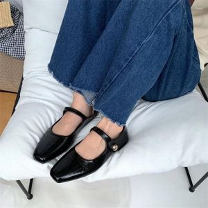Lässige Schuhe für Frauen Low Absatz Elegante Frau Schuhe Mary Jane Square Zehen Flats Gothic Japaner Stil Lolita Schwarzer Flachbüro Trend