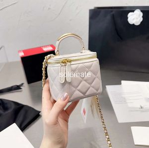 Женщины мешки с перекрестным телом с металлической ручкой новая классическая дизайнерская мини -портативная коробка косметическая помада сумочка сумочки