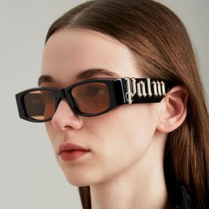 Солнцезащитные очки винтажные маленькие рамки квадратные женщины мужчина модельер в Ins Красочная тенденция панк -хип -хоп солнце