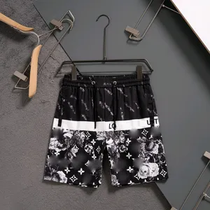 2024 Designer maschile Swimming Trunks Fashion Water Reactive Trunks Swing Swimwear Shorts Shorts Summer Bathing Board Board Board Shorts M-3XL SC784