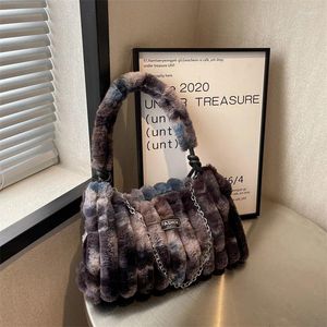 Akşam Çantaları Kış Peluş Omuz Tarafı Kadınlar İçin 2024 Trend Vintage Tasarımcı Zincir Çanta Moda Lady Crossbody Bag