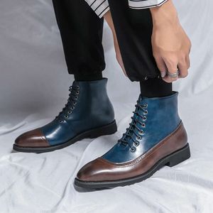 Männer Wingtip Brogue schnüren Kleid modische Outdoor -Stiefel