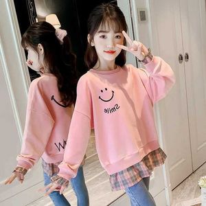 T-shirty 2023 Autumn Girls Long T-Shirt Dress Baby Bottom Casual Młodzież Dzieci Princess Plaid Fake Dwuczęściowy uśmiech 7 8 9 10 11 12 lat Oldl240509