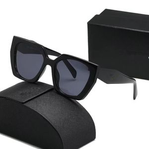 Модельер -дизайнерские солнцезащитные очки классические очки Goggle Outdoor Beach Sun Glasses для мужчины Женщина. Дополнительная треугольная подпись 88 284p