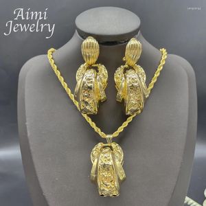 Brincos de colar Conjunto Original elegante Dubai 24k Jóias de ouro de cobre exclusivo pingente de pingente de pingente