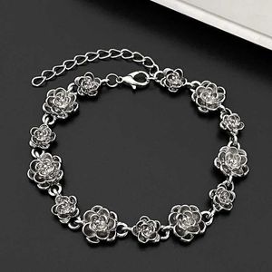 Hochzeitsarmbänder Vintage geschnitzte Rosenblütenkette Armband Armband für Frauen Geometrische handgefertigte Verbindung verstellbare Armbänder Hochzeitsfeier Schmuck