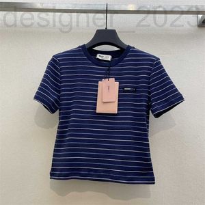 女性用Tシャツデザイナー2024春/夏ファッショナブルでカジュアルな女の子の年齢コントラストストライプロゴ短袖ショートTシャツQLv6