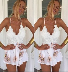 Moda2017 Kadınlar Giyim Geri Arka Bayanlar Kulübü Giyim Bodycon Party Romper Bodysuit Dantel Patchwork Çiçek Baskı Beyaz Sling Mini Vest7475159