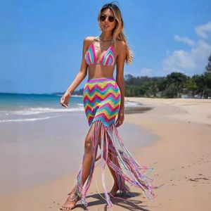 Vestido de duas peças Rainbow Knit Beach Skiot Dese conjuntos de ondas de moda de moda e roupas de saia de borla Summer Summer Sexy Backless Holiday 2 Peças Conjunto 2024 Y240508