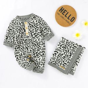 Kleidungssets Baumwollbaby Strampler Decke Strick Geborener Mädchen Junge Langarmer Jumpsuit Quilt 100 80 cm Säugling Kleidung Set Fashion Leopard Print 2p