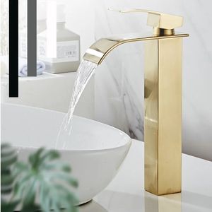 Szczotkowane złoto wysoki zlew łazienkowy kran wodospad kran łazienkowy do zlewów naczyń pojedynczy uchwyt łazienkowy próżność 240508