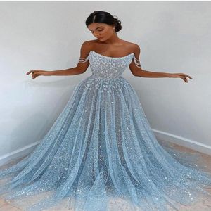 Stunning Light Sky Blue Sequined Evening Dresses Sexy Spaghetti Strap Backless Sheer Tulle Blingbling Sequins Long Formal Occasion Prom 290k