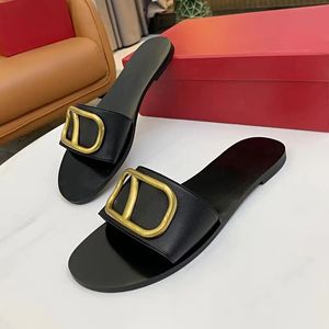 New Designer Sandals Classic Fashion Women's Slippers Leather Decorative Elements Room Indoor Shoes Gold VLogo Signature Calfskin Flats Slide Sandals