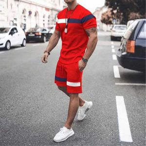 Herrspårar Summer Set Mens Overized T-shirt Shorts 2-Piece Set Short Sleeved Svve Printed Track Set Fashionable Sportswear Set Herrkläder Y240508