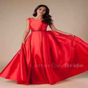 Ny Long Red A-Line Modest Pom-klänningar med ärmfickor Satin Enkel eleganta tonåringar Girls Formella promfestklänningar Skräddarsydda golv 224R