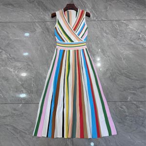 Sukienka damska bez rękawów elastyczna kolorowa kolorowa sukienka MIDI