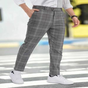 Pantaloni da uomo pantaloni da fondo piatto pantaloni da carico britannici rilassamento casual adatto per joggers sportivi che covano al carrello all'aperto Pantalonesl2405