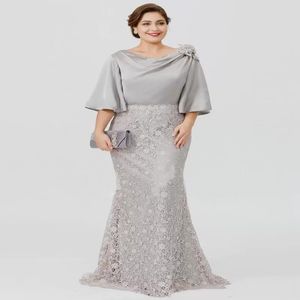 2022 New Silver Elegant Long Mother Of The Bride Dresses Half Sleeve Lace Mermaid Wedding Guest Dress Plus Size Formal Evening Wear 275j
