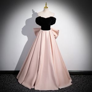 2023 Prenses Siyah Pembe Balo Elbiseleri Beadings Sequined Bir Çizgi Çizgisi Hatta Gelin Elbise Giyim Giyim Balo Kokteyli Özel Günlük Evi Gowns