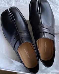 Tabi loafers skodesigner män och kvinnor skor, nakna skor, lyxigt mode, utomhus fritids babouches 35-45