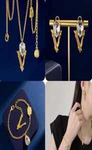 Fashion Designer Necklace Bracelet Earring Water Droplets Pendant Jewelry Sets V Letter Banshee Head 18K Gold Plated Birthday Festive Party Gifts HMS8 -- 039077615