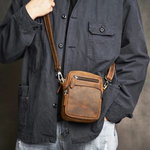 Bolsa de ombro masculino de couro genuíno estilo vintage Satchel Satchel de grande capacidade de cintura celular Crossbody 240509