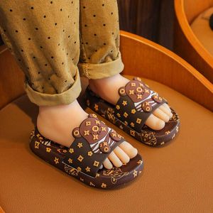 Slipper Childrens Slippers Summer Boys and Girls Indoor Soft Sole Cartoon for Big Children Showering Non slip Parent Child Baby H240510