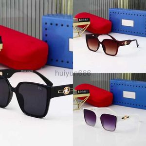 Occhiali da sole designer occhiali da sole di lusso per donne uomini goggle protezione solare per la guida ombreggiatura della spiaggia di occhiali polarizzati con protezione UV con scatola PF056