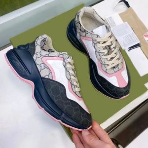 Sneaker Scarpe casual per uomini e donne Supporto di assorbimento degli urti di alta qualità Centro di moda traspirante