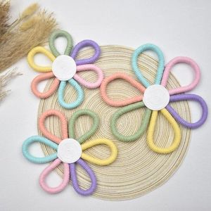Decorative Figurines INS Colorful Daisy Flower Ornaments Nordic Hand Woven Floral Wall Decor Girls Baby Kids Room Hanging Pendant Nursery Po