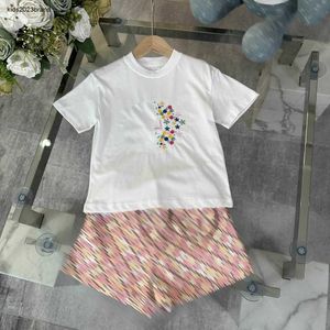 Новые детские спортивные костюмы для девочек летние костюмы детская дизайнерская одежда размер 100-150 см красочный вышитый футболка с логотипом и шорты 24 мая