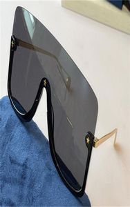 Nowe okulary przeciwsłoneczne projektowe 0540S Podłączone soczewki Duża rozmiar pół ramy z małą dekoracją gwiazdy Avantgarde popularna Goggle Top Q4941280