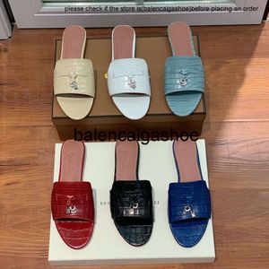 LP Shoes Loro Piano LP Shoes One Piece Толстые каблуки Lazy Slippers 2024 Летние новые LP Slippers с открытыми пальцами на ногах за пределами женщин 0768 Высококачественные туфли Loro