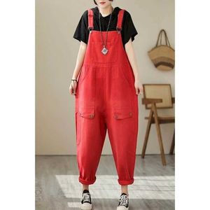 Kobiety Jumpsuits Rompers Dżinsowe kombinezony dla kobiet proste spodnie dla kobiet One Piece Stroit Kobiety luźne solidne spodni mody wysokiej talii Y240510