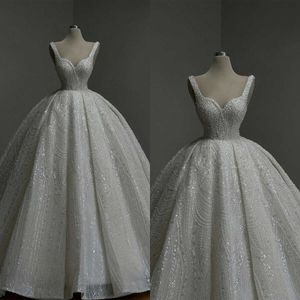 Classic Ball Gown Wedding Dress Sweetheart Neck Spaghetti Strap Bridal Gown Sequins Pearls Sweep Train Dresses Custom Made