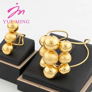 Fashion Cuff Bracelet with Rings Dubai Gold Color Round Beads Bangles 2PCS Butterfly Jewelry Sets African Bridal Wedding Gifts 240510