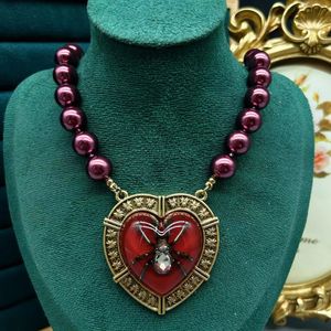 Collana in stile Royal perlato di vetro viola di vetro viola vintage 240510