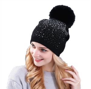 XTHERE Women Winter Beanie Kapelusz króliczka wełna wełniana dzianina kapelusz Kobieta z norek pom pom lśniącym kratownicą rhinestone dla kobiet S1813459120