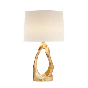 Lampy stołowe amerykańska złota żywica artystyczna sypialnia nocna nowoczesna tkanina studium salonu luksusowe ciepłe dekoracje lampy światła