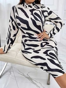 Plus -Size -Kleider europäischer und amerikanischer Modemote elegant Slim Plus Sizzress Lyq1139 Y240510